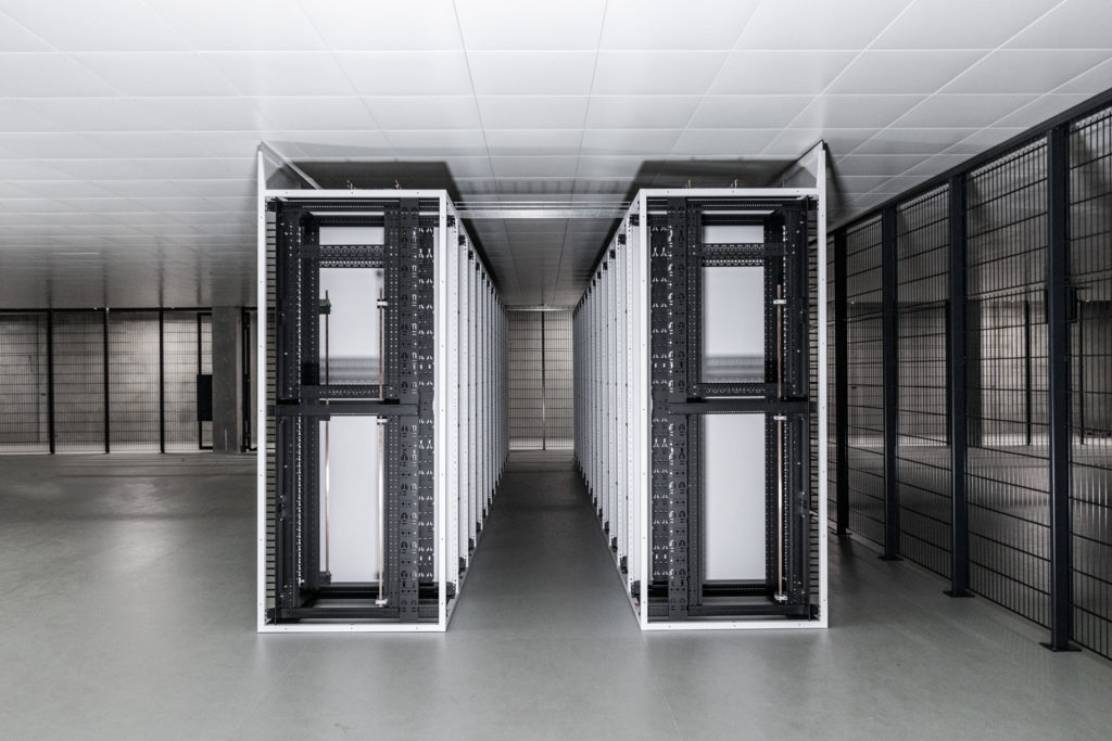 Stengel Serverschrank Aufbau Reihe